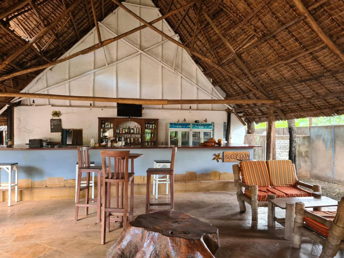 Honey Badger Lodge Moshi Exterior foto
